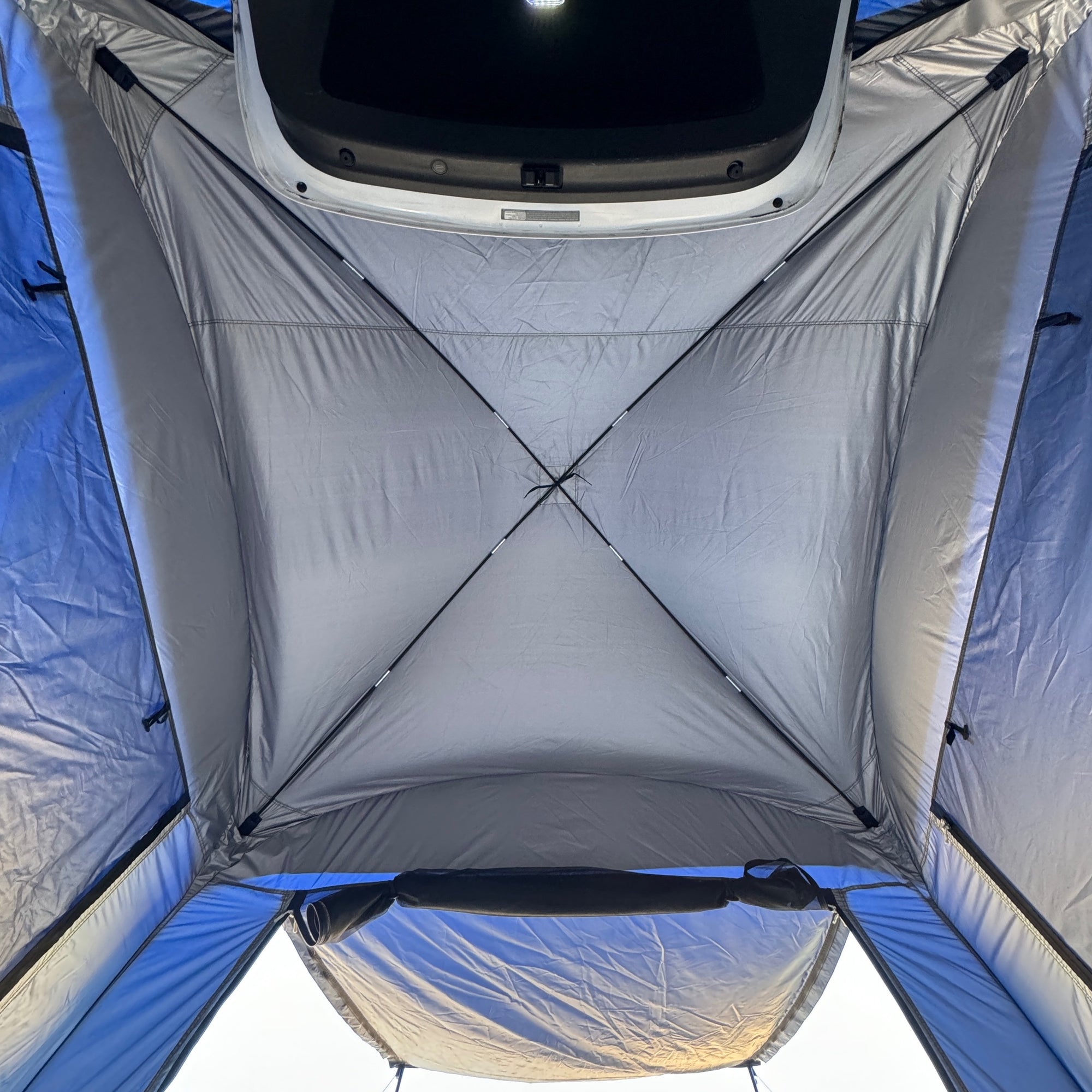 Model S3XY &amp; CT Tesla Camping Tent - Blue