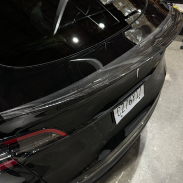  Dztuning for Tesla Model Y 2020-2023 Rear Diffuser Lip Matte  Carbon Fiber Style Spoiler Splitter Body Kit Car Decoration - with Drainage  Holes : Automotive