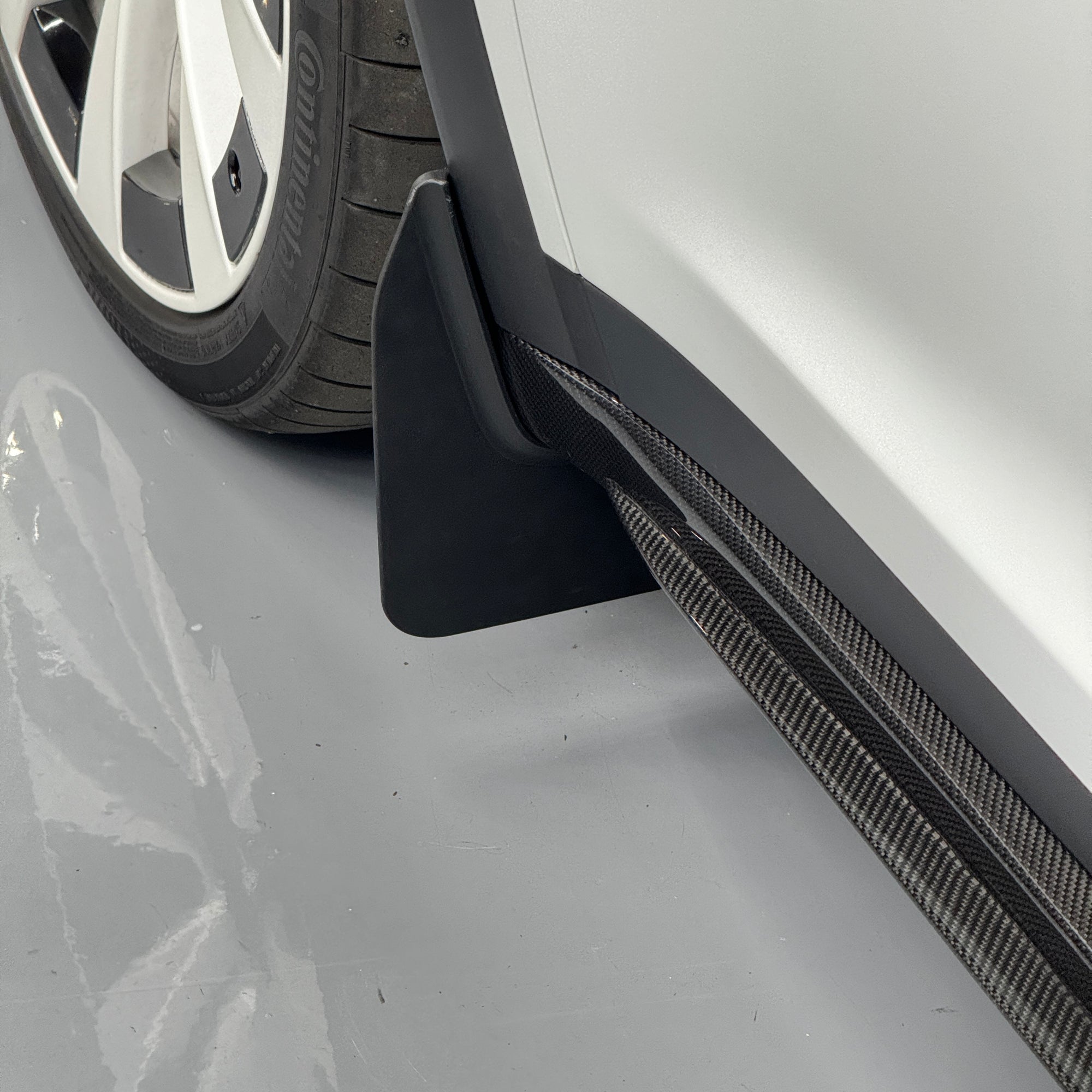 2022+ | Model X Mud Flaps Bendable &amp; Flexible - Screwless (Gen. 2) - Set of 4