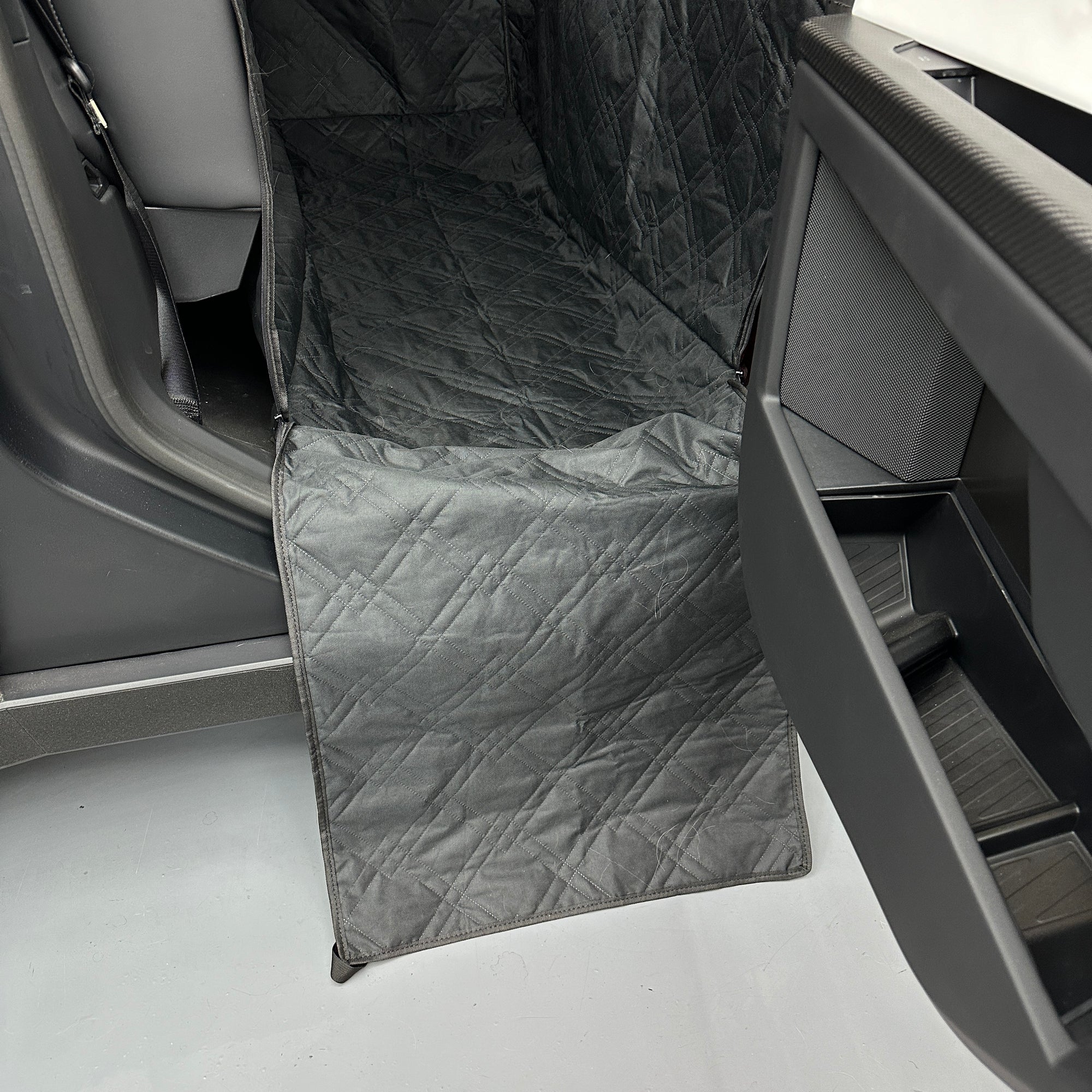 Cybertruck Backseat Large Pet Mat - Works with Seats Folded Up