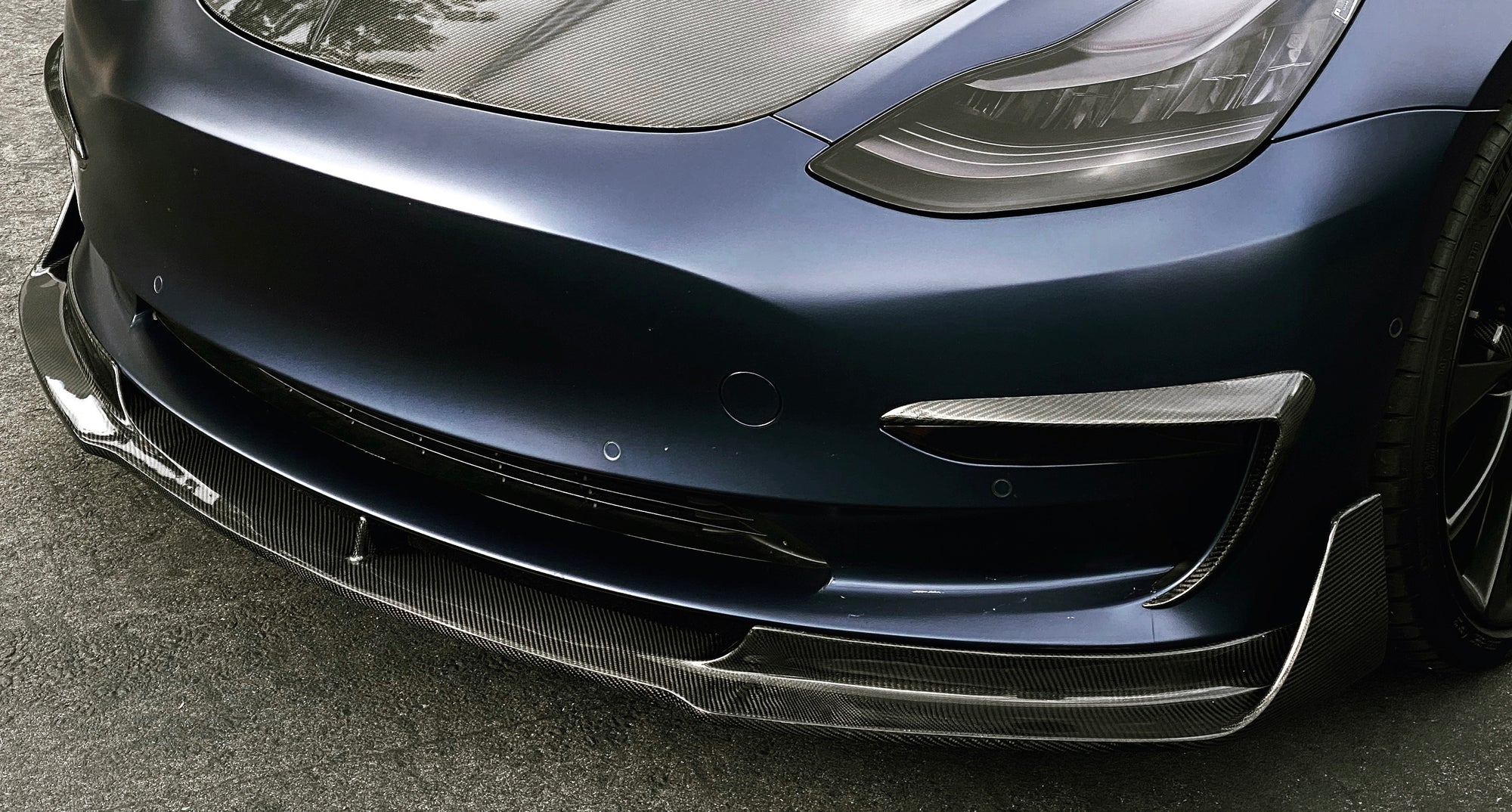 2017-2023 | Model 3 Viento Aero Front Lip - Real Molded Carbon Fiber