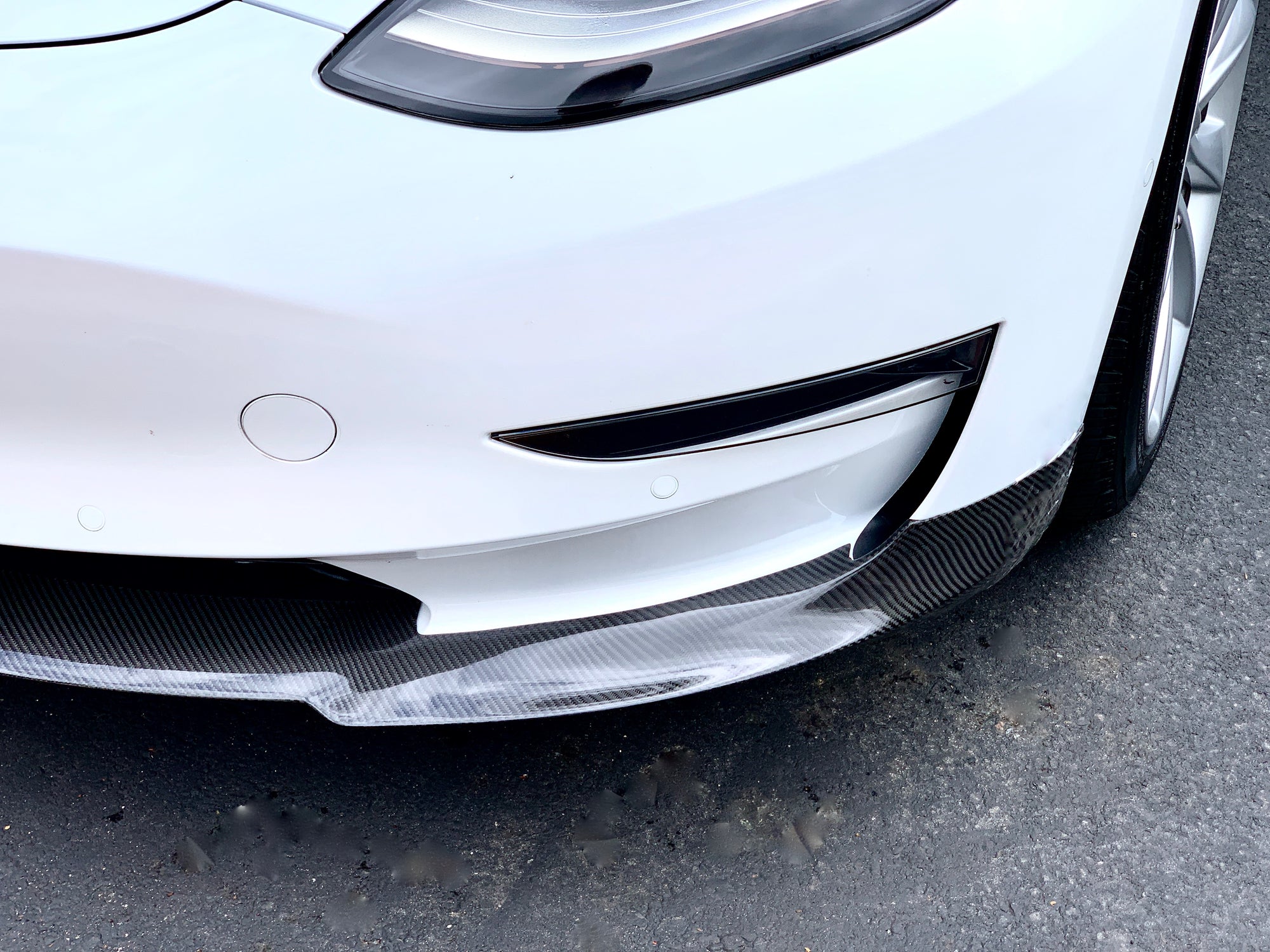 2017-2023 | Model 3 Front Lip Gen. 2 - Real Molded Carbon Fiber