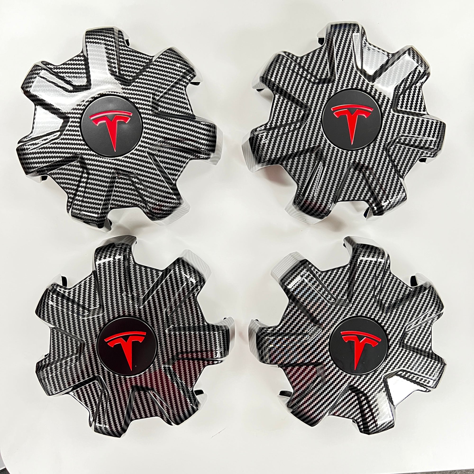 Model Y 19&quot; Gemini Wheel Center Hub Caps (Set of 4) - Hydro Carbon Fiber Coated