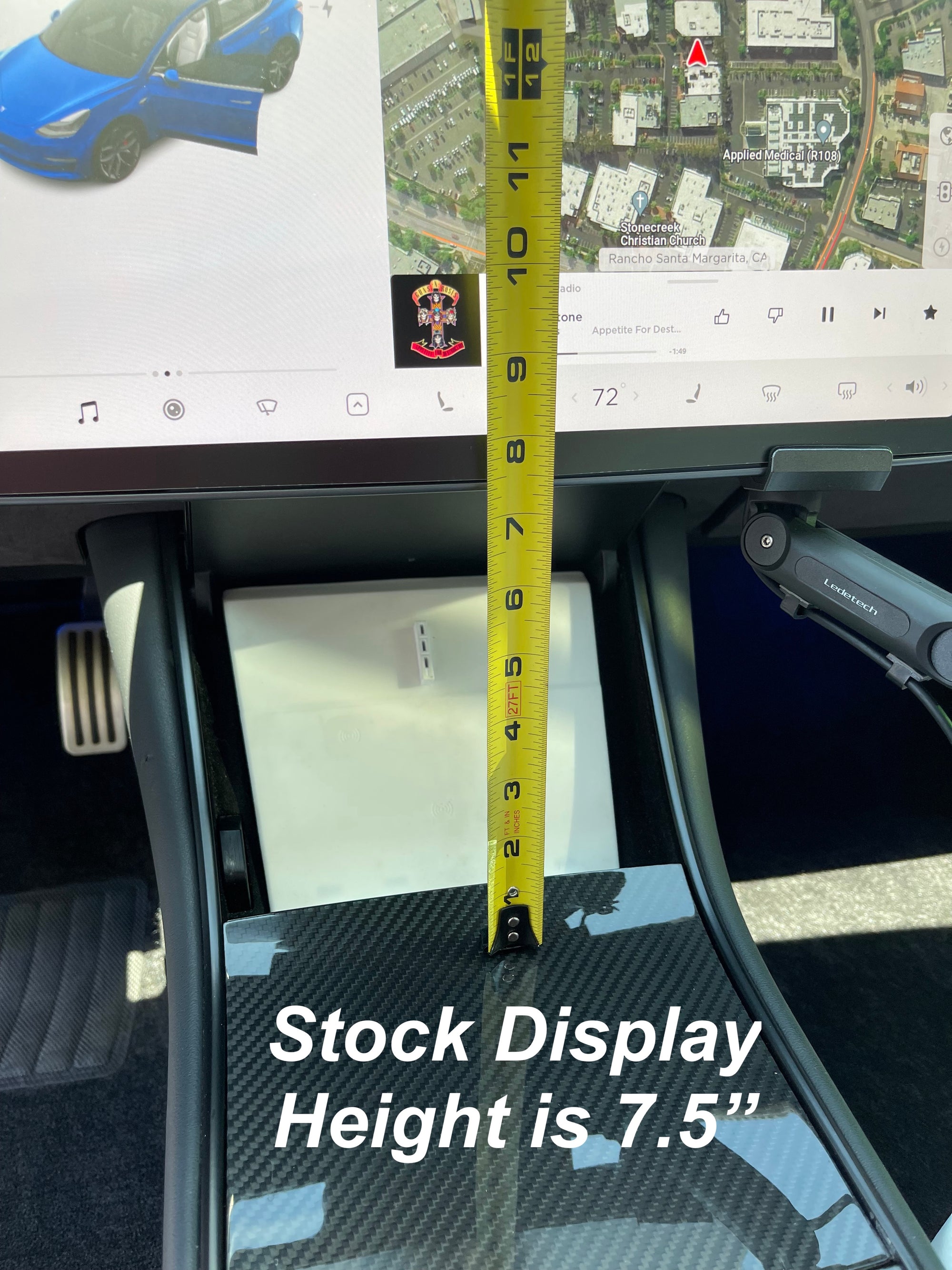 2017-2023 | Model 3 &amp; Y Swiveling Display Mount Version 1.0 (30 Degree Right &amp; Left Turning)