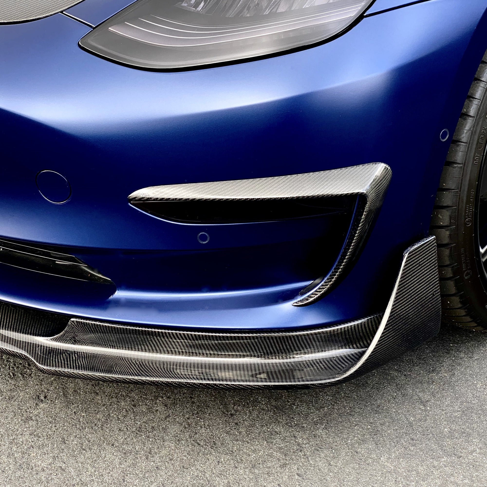 2017-2023 | Model 3 Viento Aero Front Lip - Real Molded Carbon Fiber