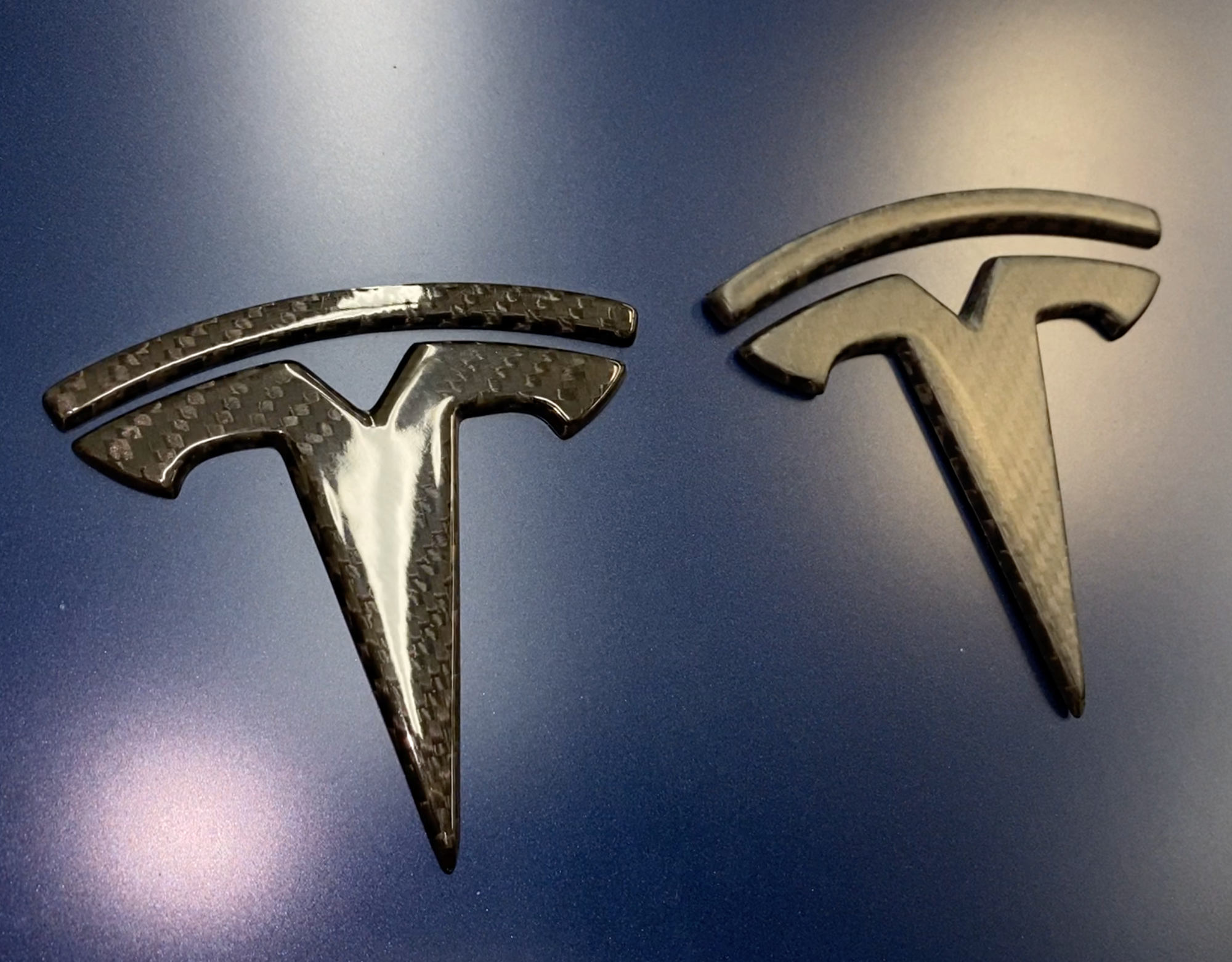 Model 3 T Logo Overlay (4 Pieces) Front &amp; Back - Real Molded Carbon Fiber